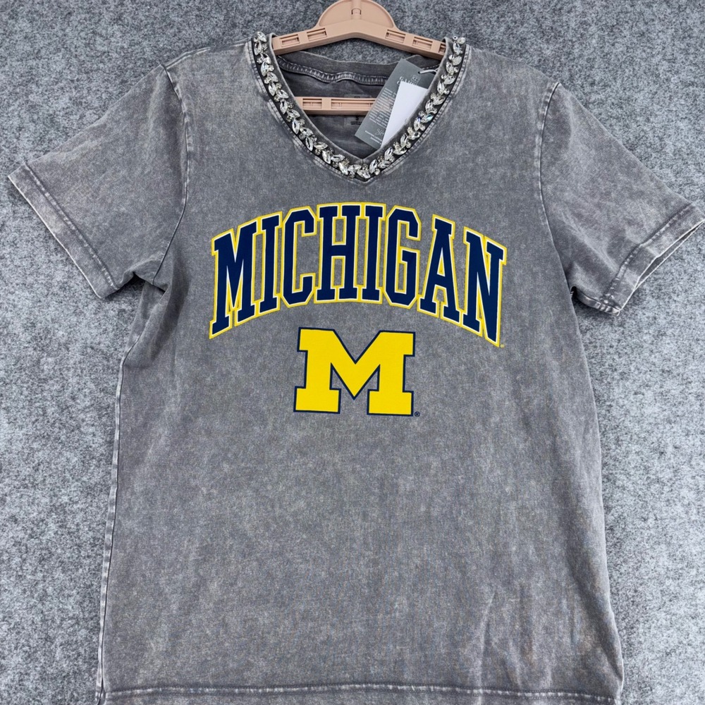 Gameday Couture Michigan Wolverines Jeweled V-Neck Mineral Wash T-Shirt Grey S